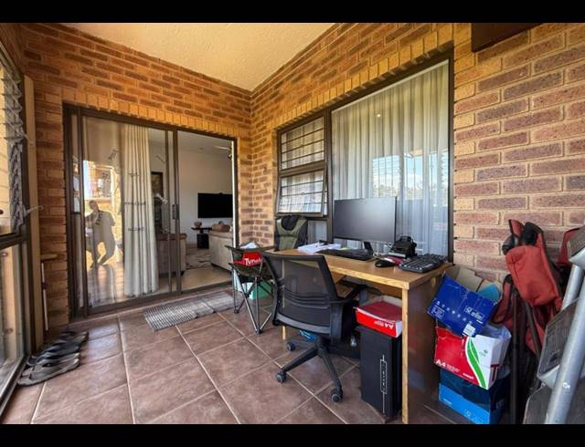2 BEDROOM TOWNHOUSE FOR SALE IN LIEFDE EN VREDE